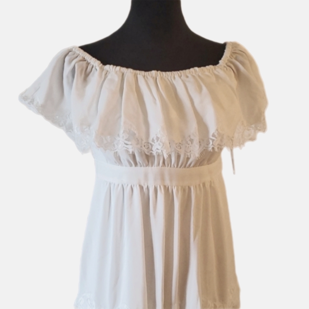NWT Aqua Formal White Lace Trim Offshoulder Ruffle Maxi Evening Dress - Picture 3 of 14